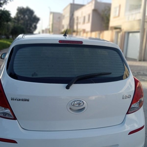 Hyundai I20 Essence 2016 à Tunis - Photo 3