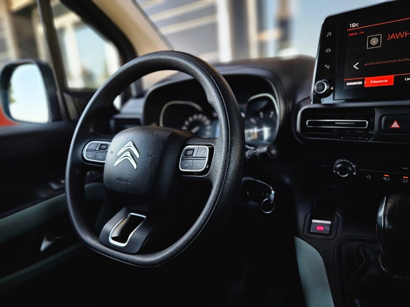 Citroen BERLINGO Diesel 2021 à Monastir - Photo 5