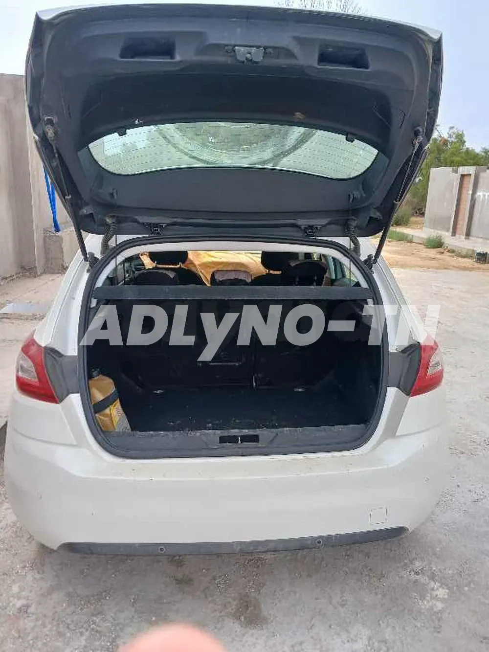 voiture peugeot 308 puretech à Tunis - Photo 3