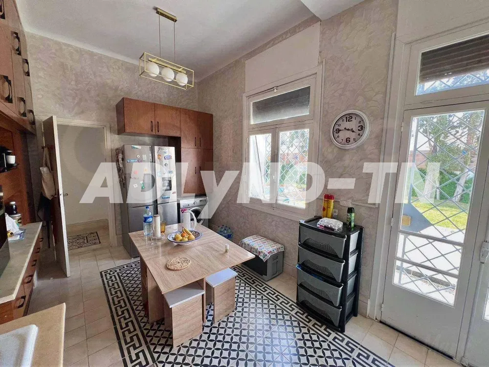 A louer villa bien entretenue avec jardin à Mutuelle ville à Tunis - Photo 6