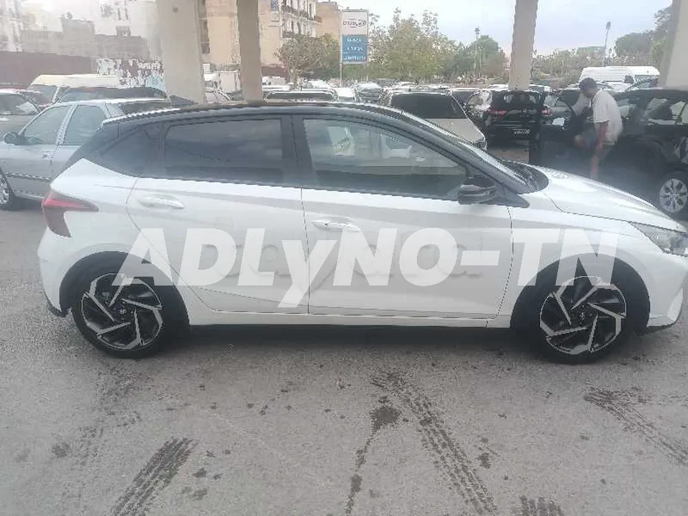 a vendre hyundai i20 à Tunis - Photo 4