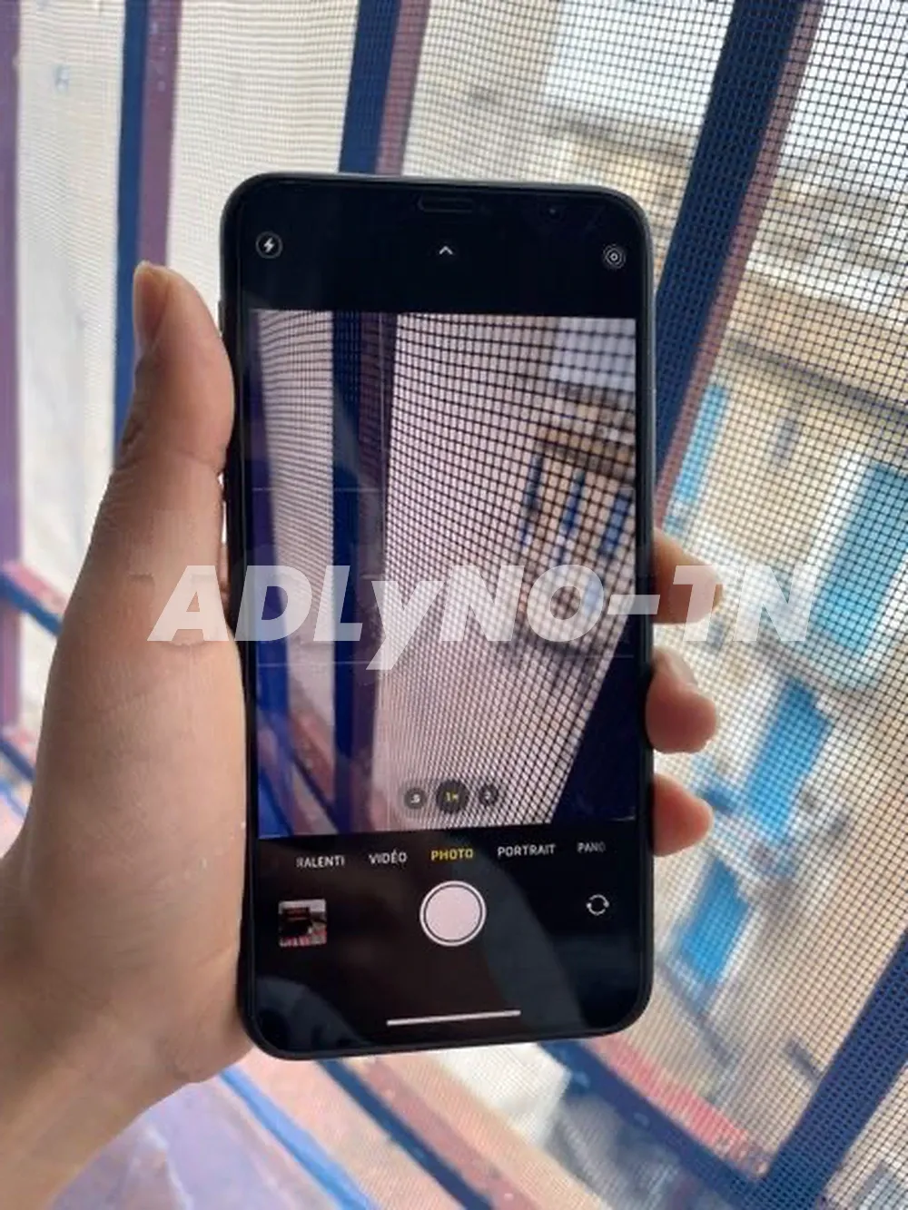 iPhone 11 pro max 256 go à Tunis - Photo 6