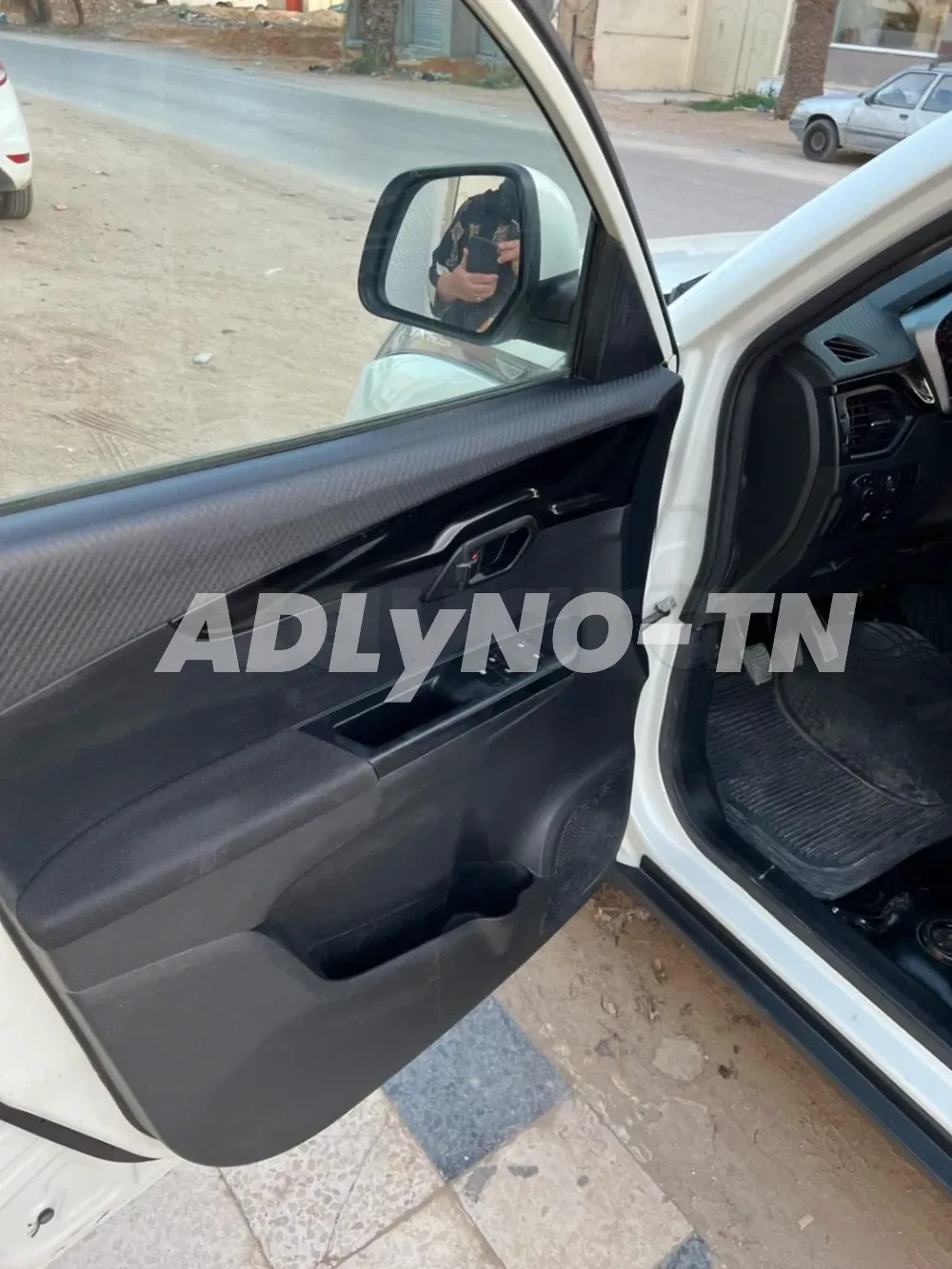 Mahindra Kuv 100 k8 tel 53176886 à Sfax - Photo 4