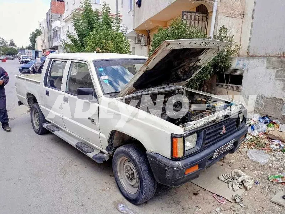 Mitsubishi L200 ancien à Gafsa - Photo 3