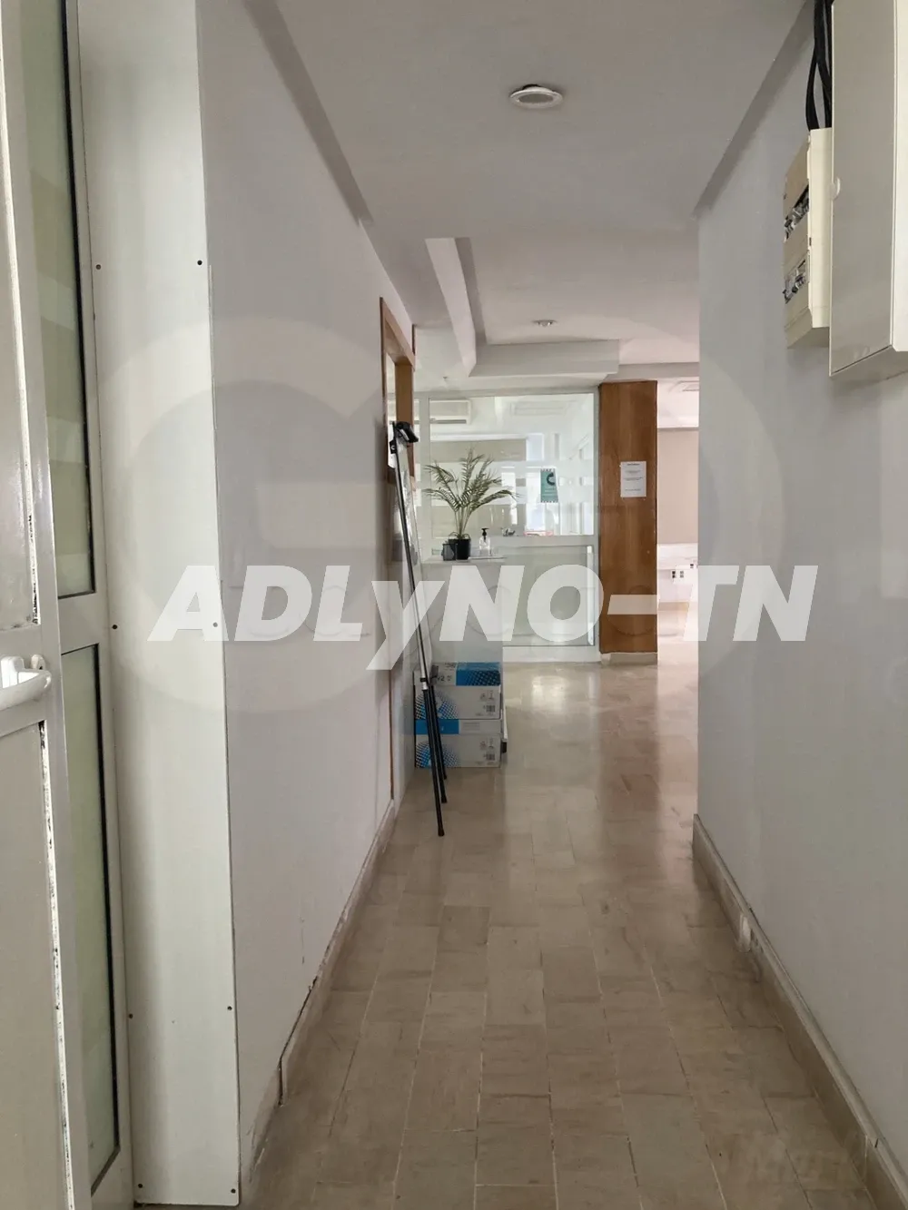 A louer plateau sup 340 m² à Alain Savary à Tunis - Photo 4