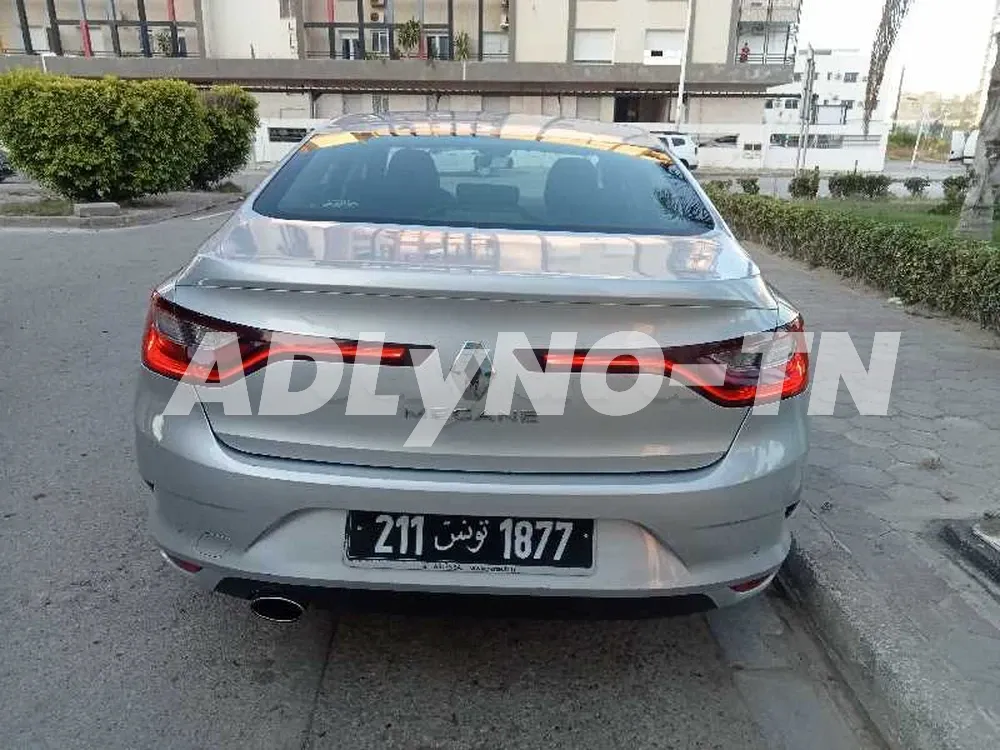 Mégane 4 sedan toutes options à Tunis - Photo 5
