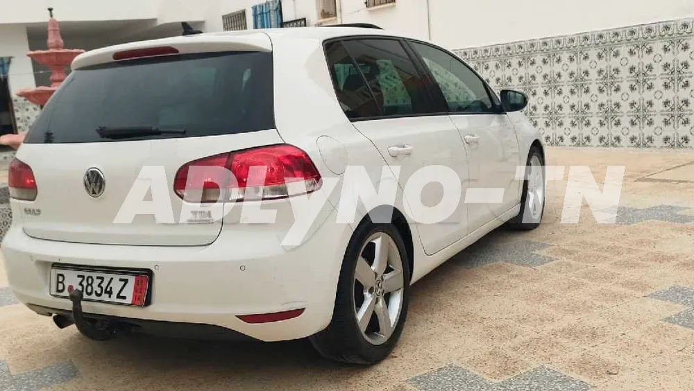 Golf 6 tdi Match plus toit ouvrant à sousse - Photo 3
