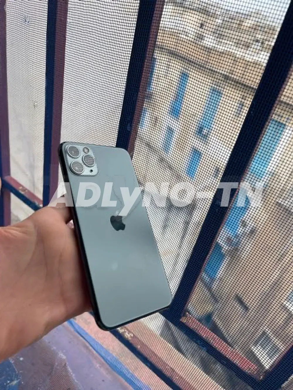iPhone 11 pro max 256 go à Tunis - Photo 4