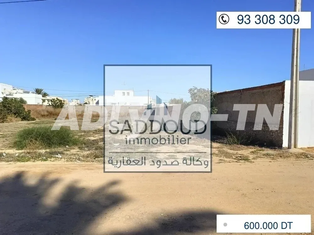 À vendre terrain 1200m² à Route lafrane km2,5 à Sfax - Photo 1