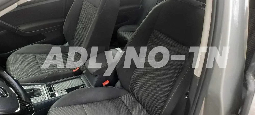 Golf 7 année 2019 - 87500KM - tel 58565497 à Tunis - Photo 5
