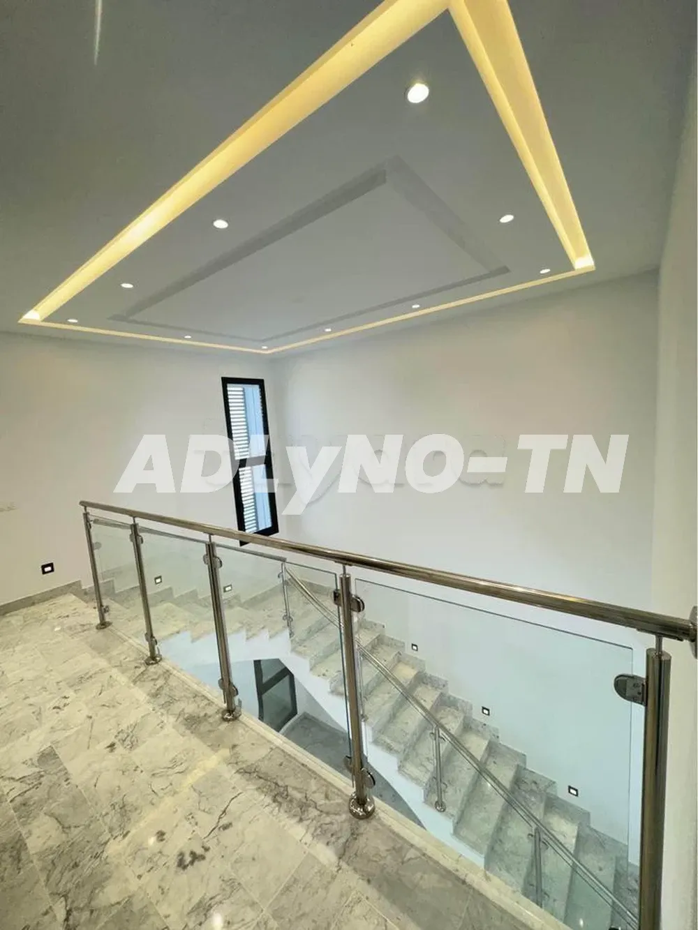 a vendre une villa S+3 avec piscine a la soukra à Ariana - Photo 6