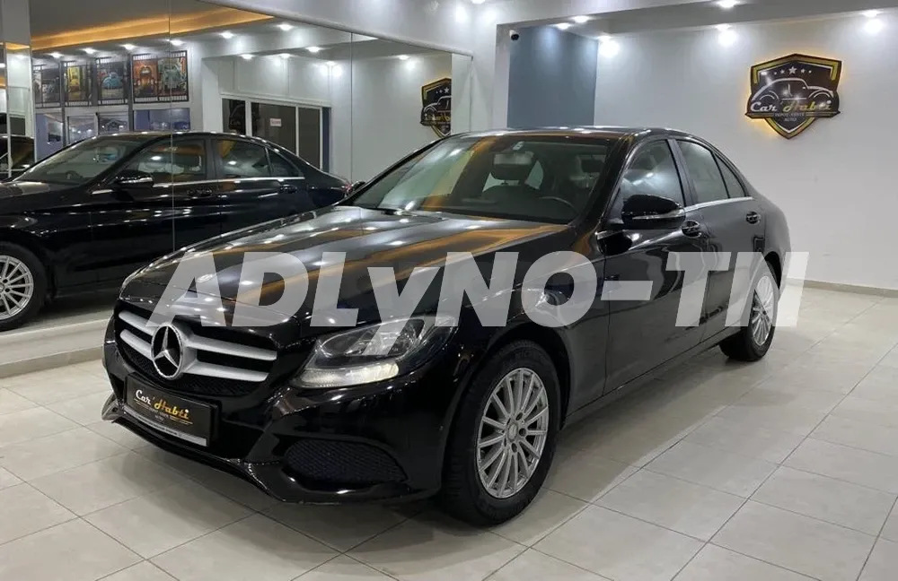 2014 MERCEDES-BENZ C180 à Tunis - Photo 1