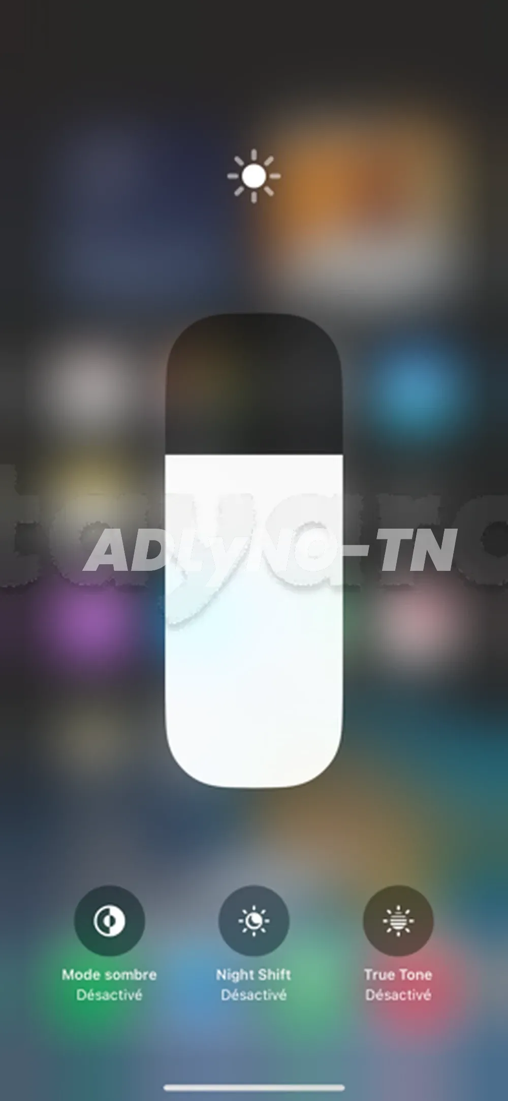 iphone 12 pro max comme neuf avec accessoires à Tunis - Photo 2