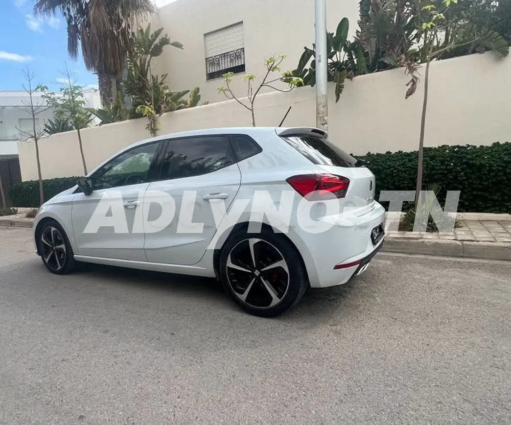 seat Ibiza FR plus boîte automatique à Tunis - Photo 3