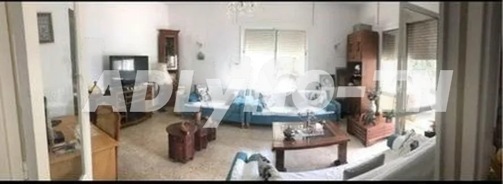 un étage de villa à usage bureautique à Ariana - Photo 2