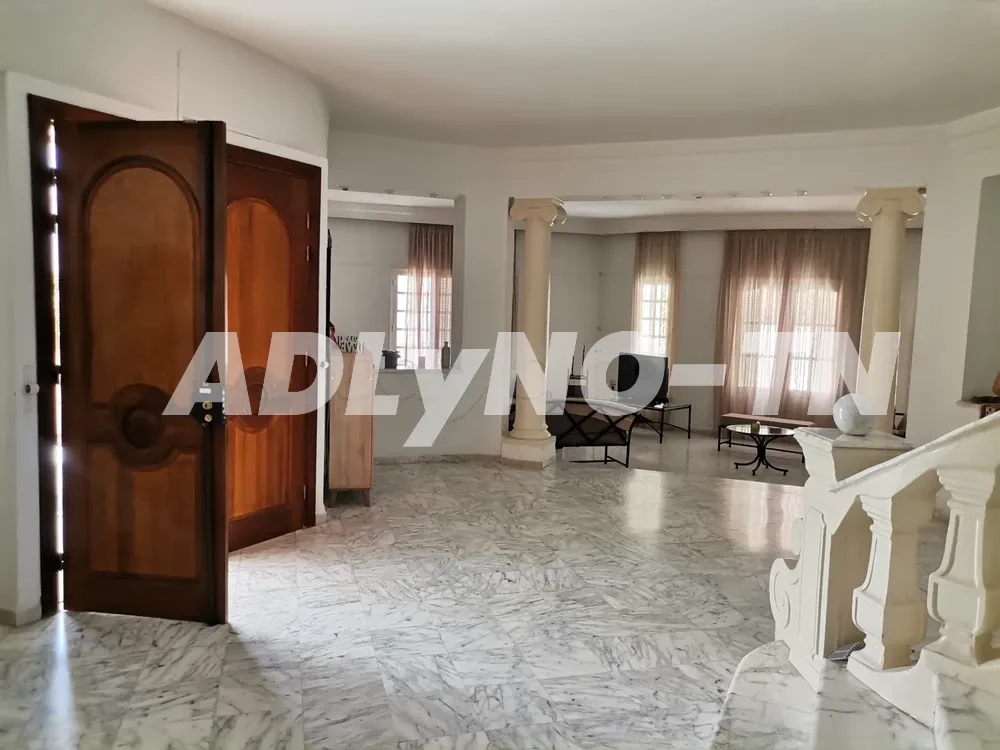 A vendre spacieuse villa avec piscine à Sousse Khezama à sousse - Photo 3