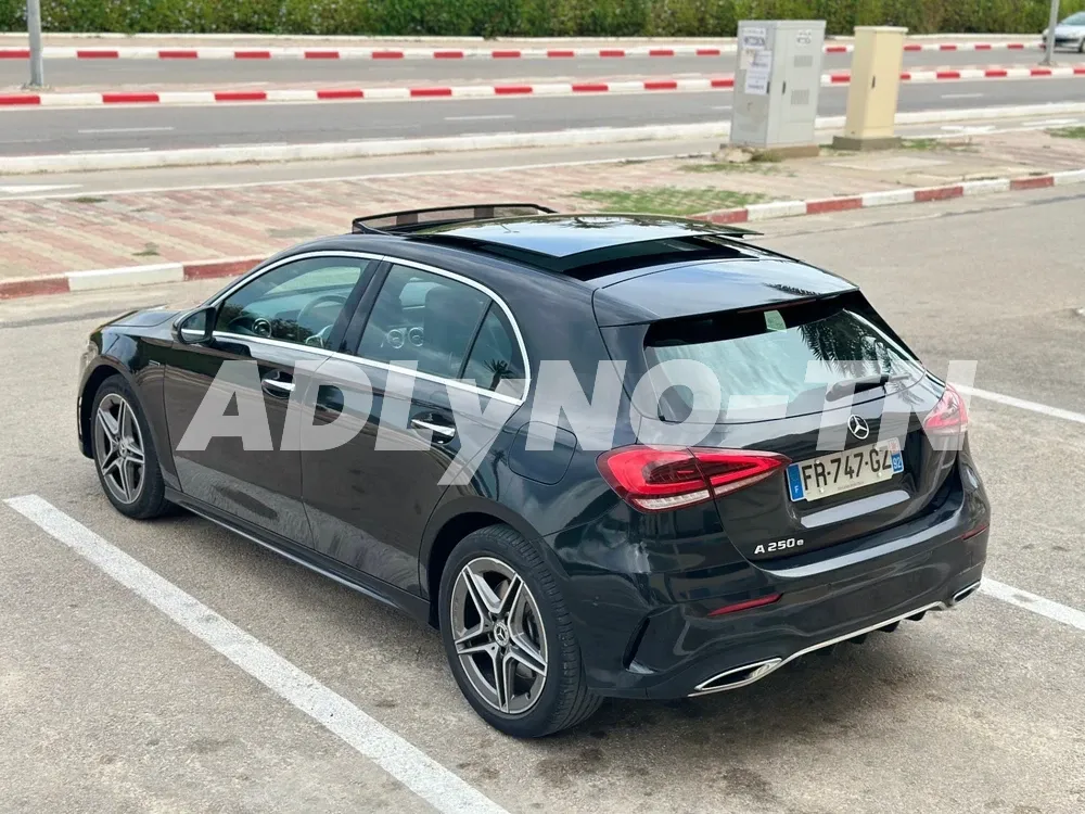 CLASSE A 250e AMG FULL OPTION IMPORTE à Monastir - Photo 3