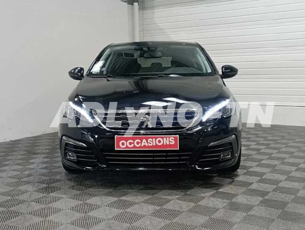 Mahindra KUV 100 Essence 2020