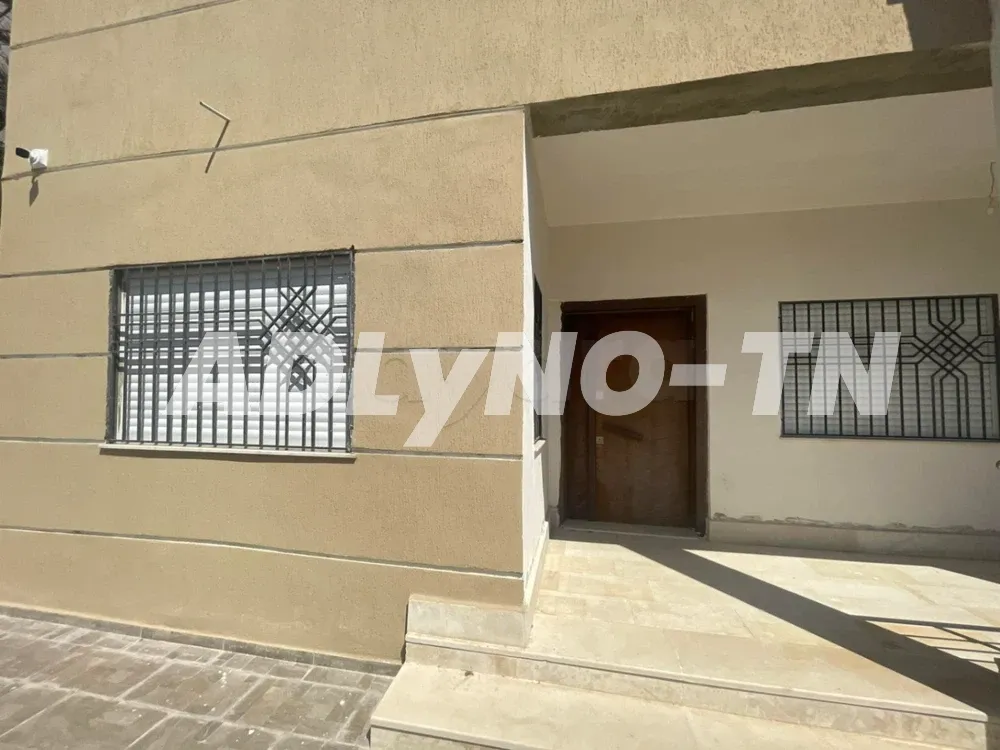RDC s+3 avec piscine à erriadh Borej cerdia coté solimar 29757584 à Ben Arous - Photo 8