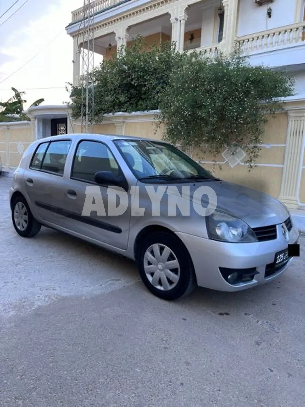Clio Compus NeuF à Monastir - Photo 5