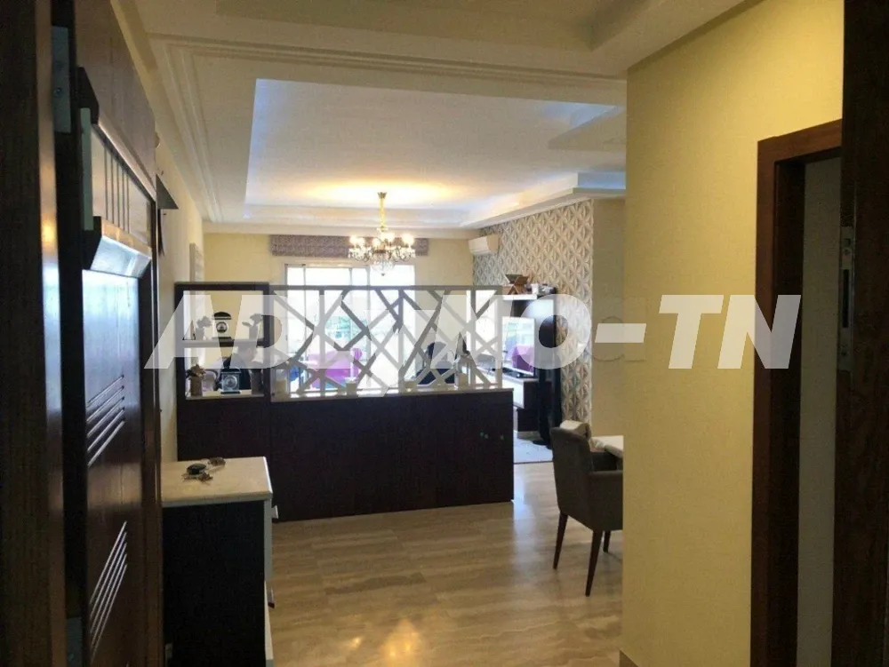  À vendre : Maison S+4 style arabesque en plein centre de Béni Khiar, Nabeul 