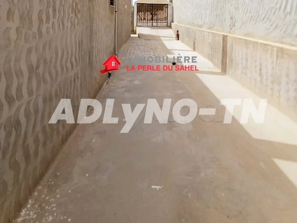 TRÈS BELLE VILLA DE 434 m² SUR DEUX FACADE PRÈS DE CARREFOUR❤AKOUDA à sousse - Photo 8