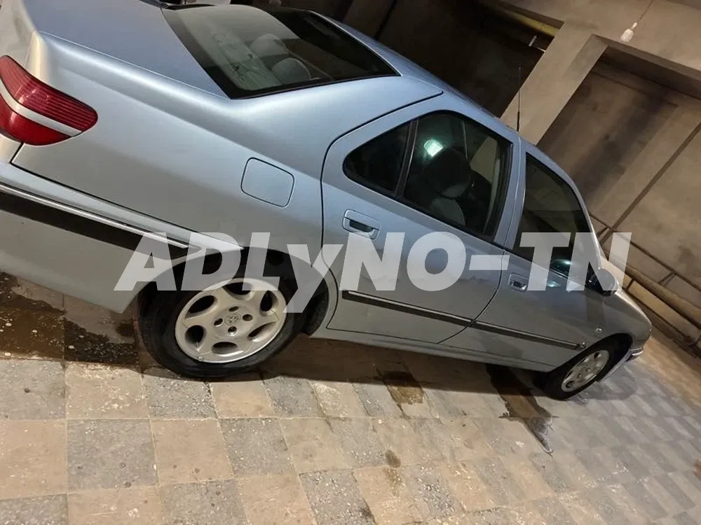 406 hdi 2litre toute option etat neuf à Kasserine - Photo 3