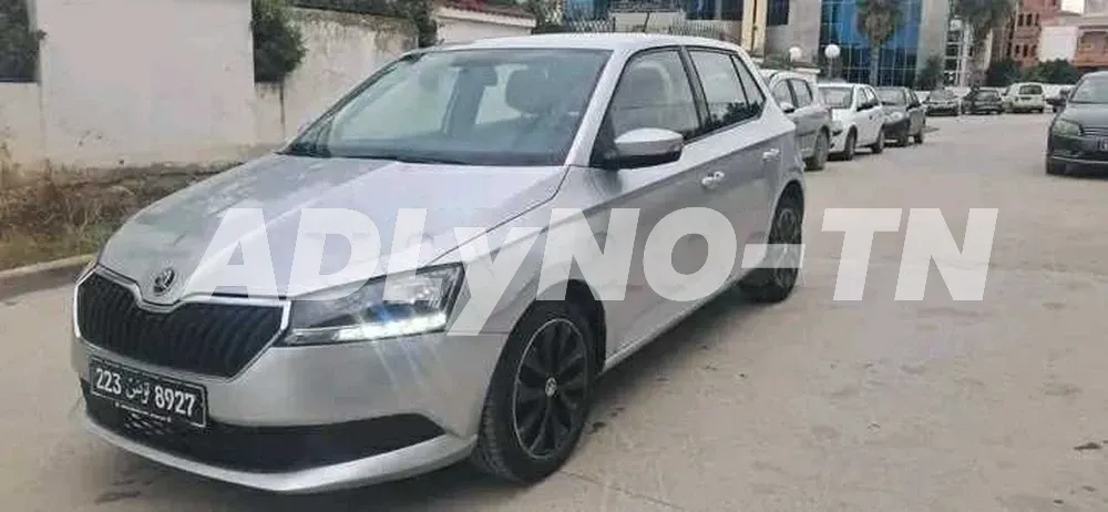 SOKRA FABIA HATCH PREMIÈRE MAIN EN EXCELLENT ÉTAT à Bizerte - Photo 2