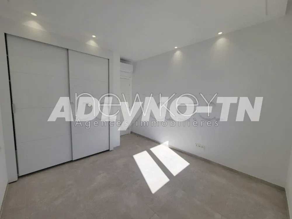 Un Appartement S+3 à vendre à La Soukra à Ariana - Photo 3