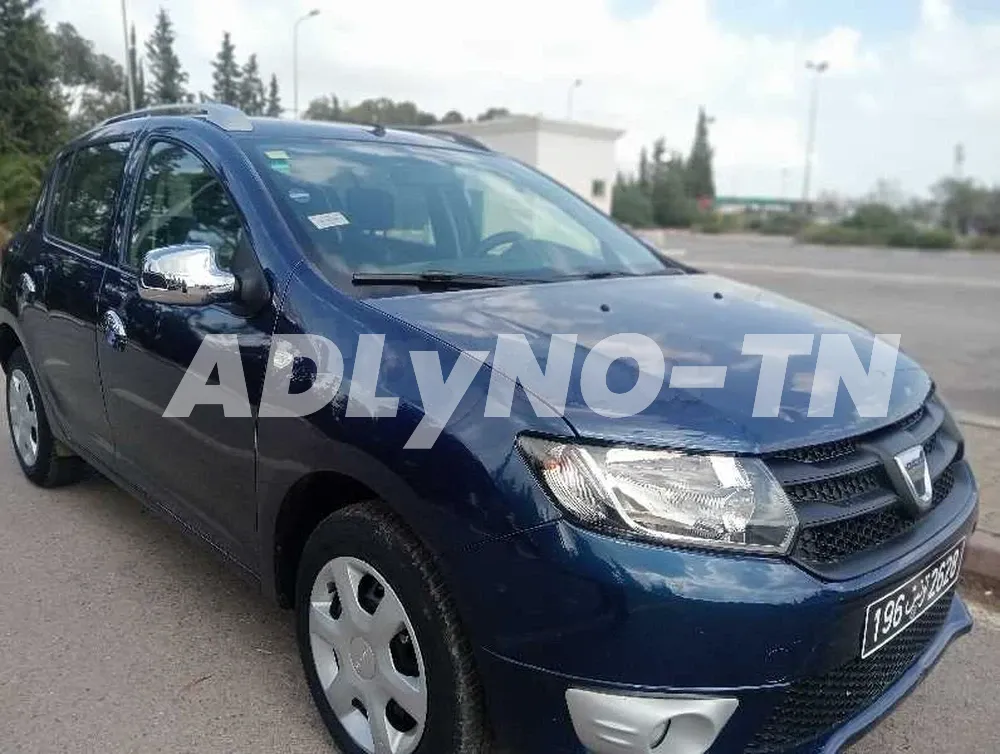 DACIA SANDERO 1.2 1ERE MAIN MOTEUR SYMBOL TOUTE NEUVE TEL 97140545 à Beja - Photo 2