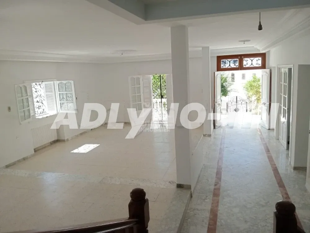 A louer une villa avec jardin à la Marsa à Tunis - Photo 3