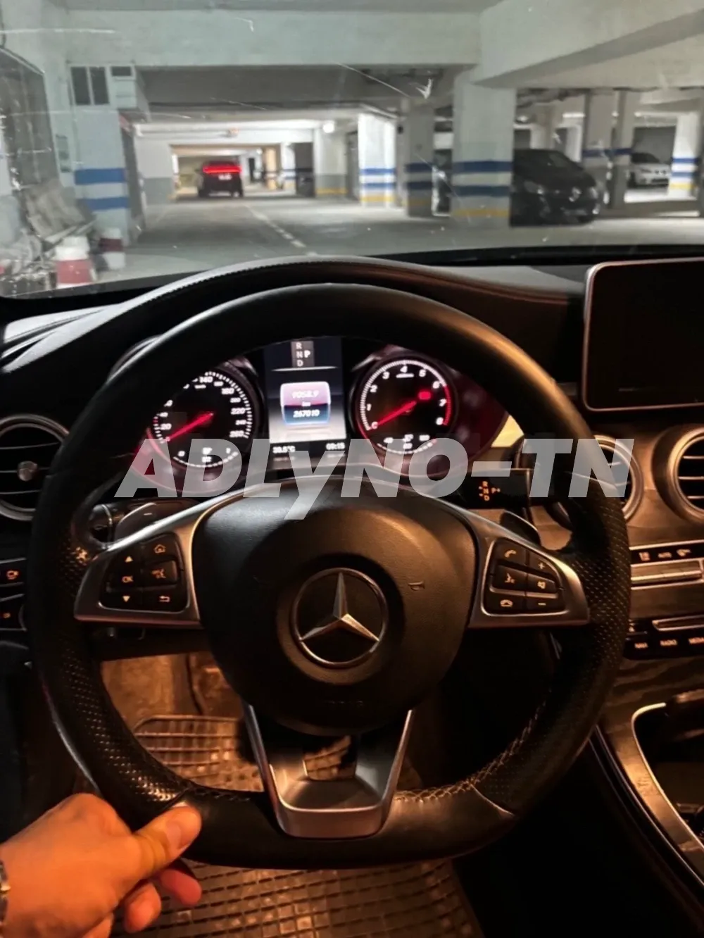 Mercedes-Benz C180 coupe kit AMG à Tunis - Photo 6