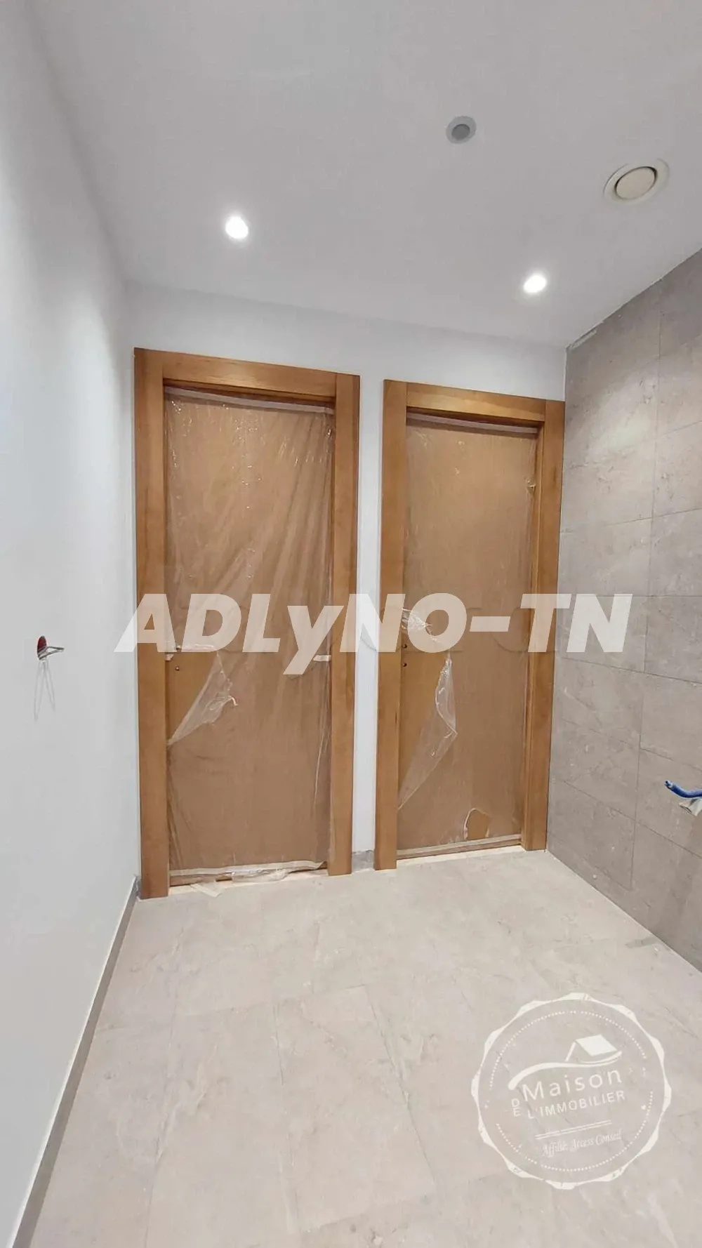 A louer immeuble neuf 2155 m² au Lac 3 à Tunis - Photo 3