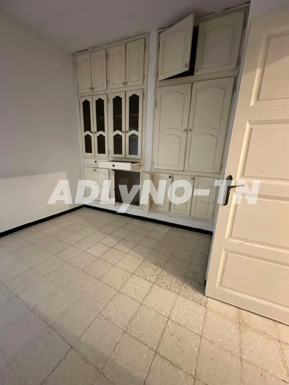 villa avec jardin s+3 dar Fadhal à Tunis - Photo 9