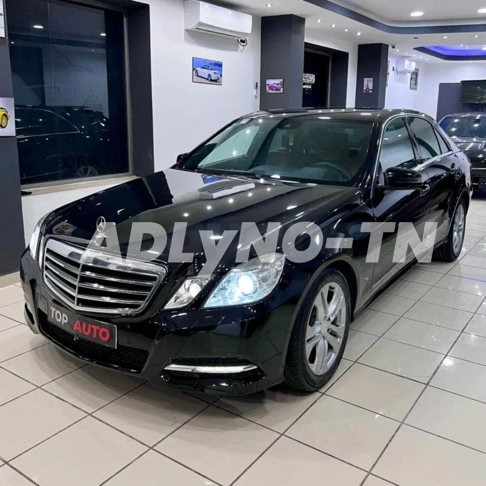 Mercedes-Benz E200 CGI à Ariana - Photo 2