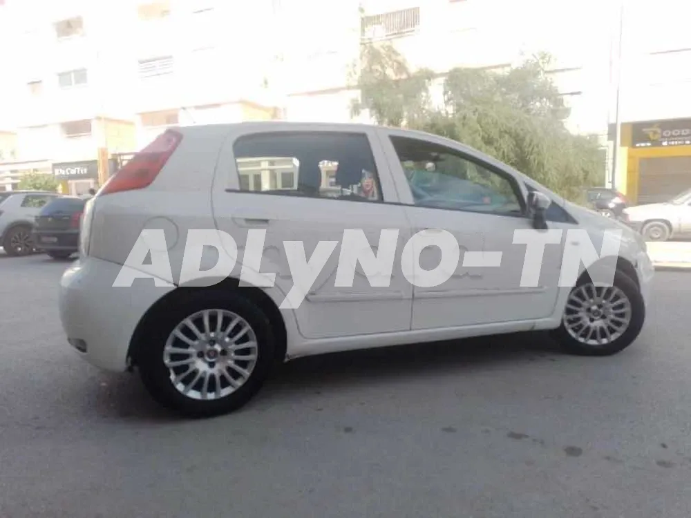 fiat grande pop à Tunis - Photo 2