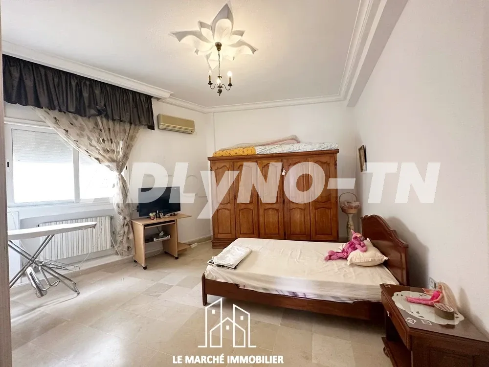 Villa plein pied de 541m² en S4 au Manar 1 à Tunis - Photo 9