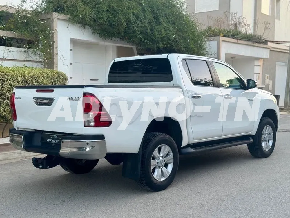 Toyota HILUX importée BVA à Ariana - Photo 4