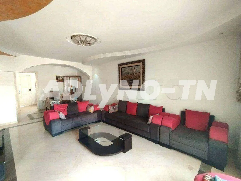 BELLE VILLA AVEC PISCINE PRIVÉE EN ZT DJERBA - RÉF V623