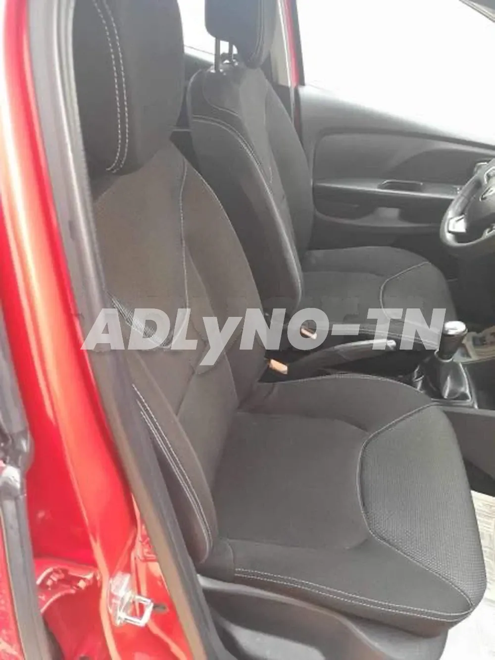 clio dynamic 1ere main tel 23254658 à Sfax - Photo 5