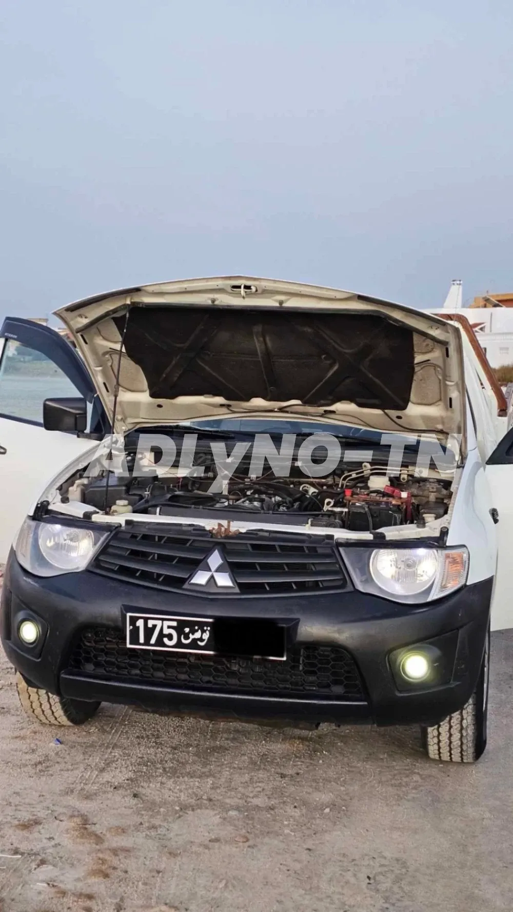 Mitsubishi l200 à Nabeul - Photo 6