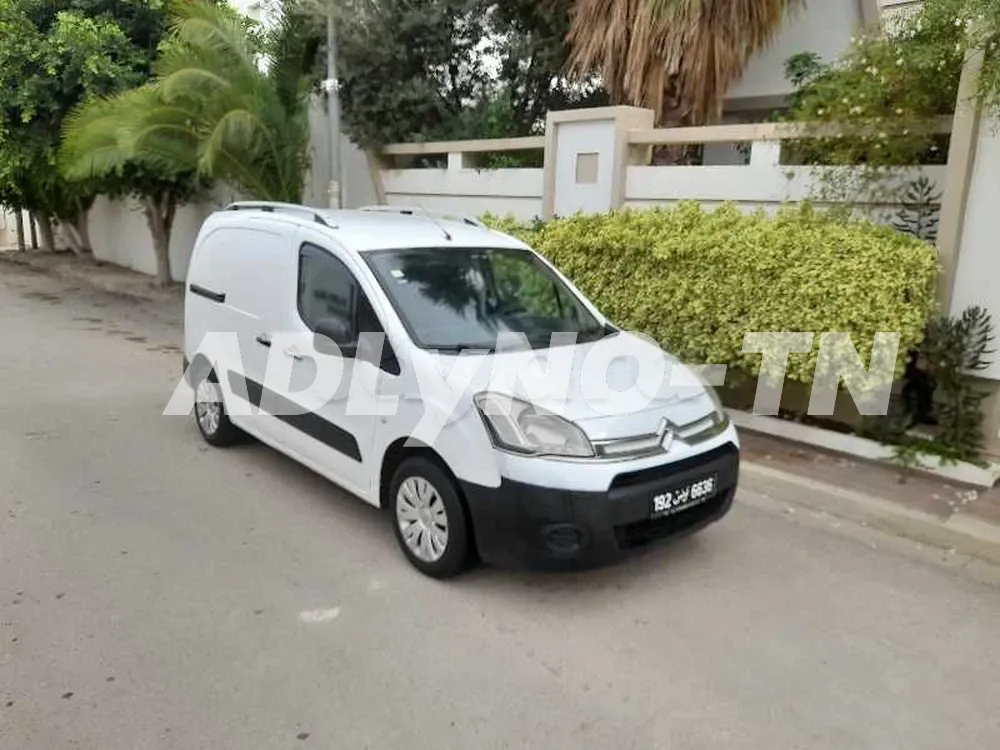 Citroën b9 à Ariana - Photo 3