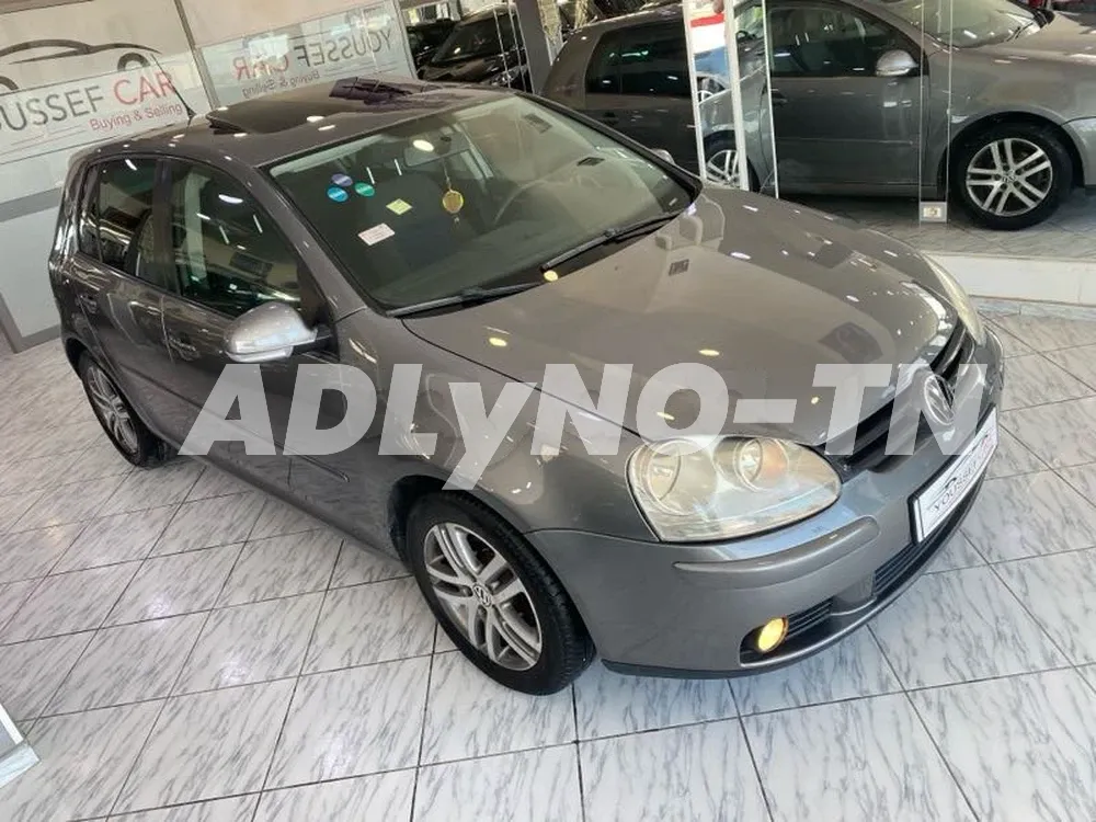 Golf5 1.4 avec toit à Sfax - Photo 3