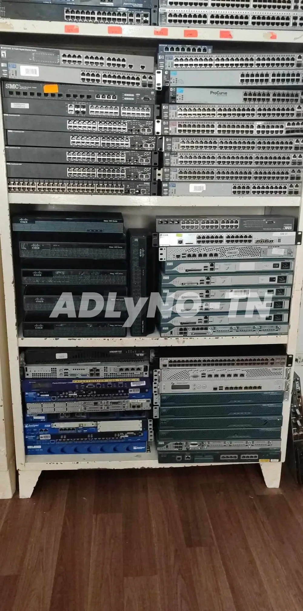 20 pc de bureau siemens i7 Complet + un Serveur+switcher gratuits à Tunis - Photo 3