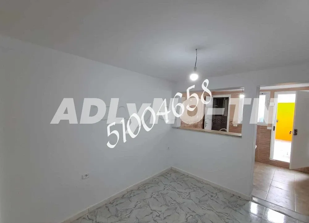  un appartement s+2 au 3éme étage(sans ascenseur)a louer situé a bardo cité errawdha en face station rfr 