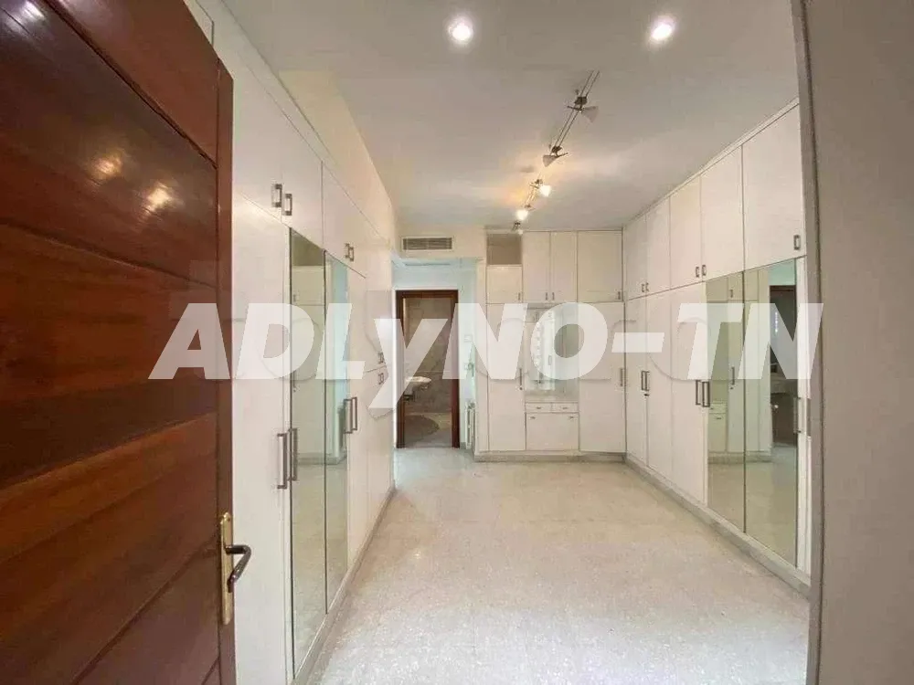A louer villa usage habitation ou bureautique sup 450 m² à Mutuelle ville à Tunis - Photo 3