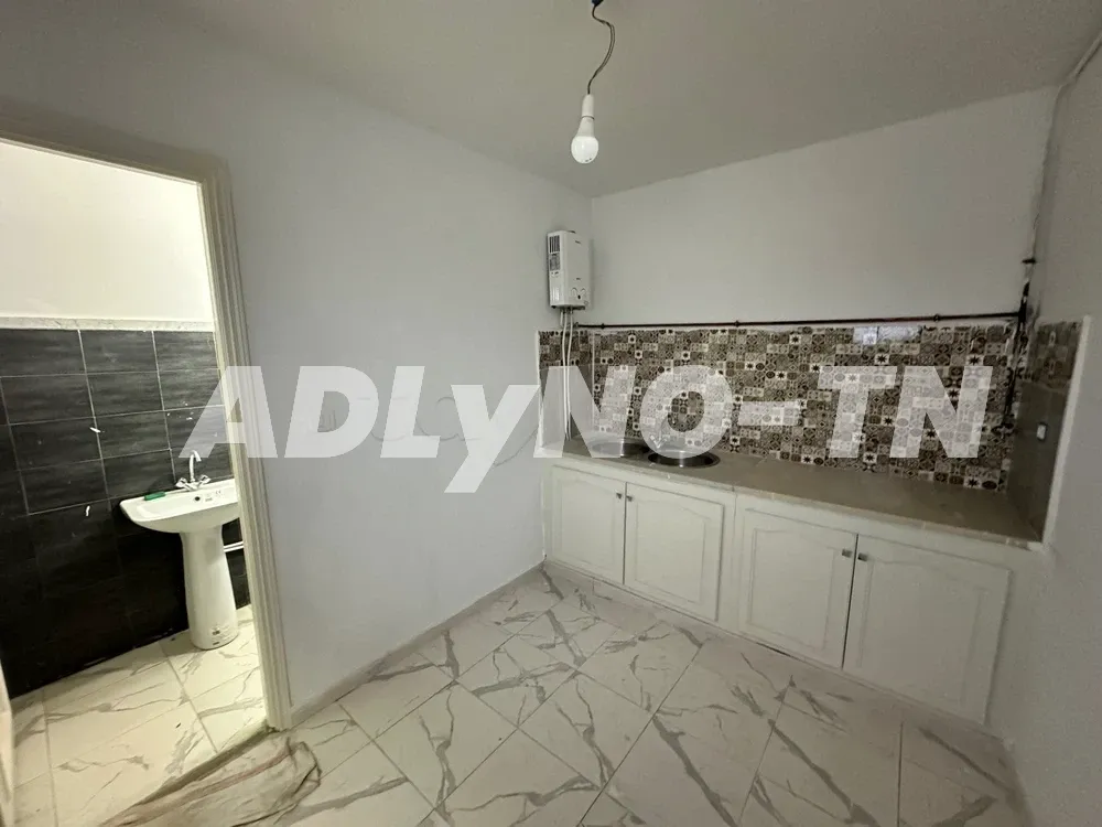 Studio à louer à Ariana - Photo 4