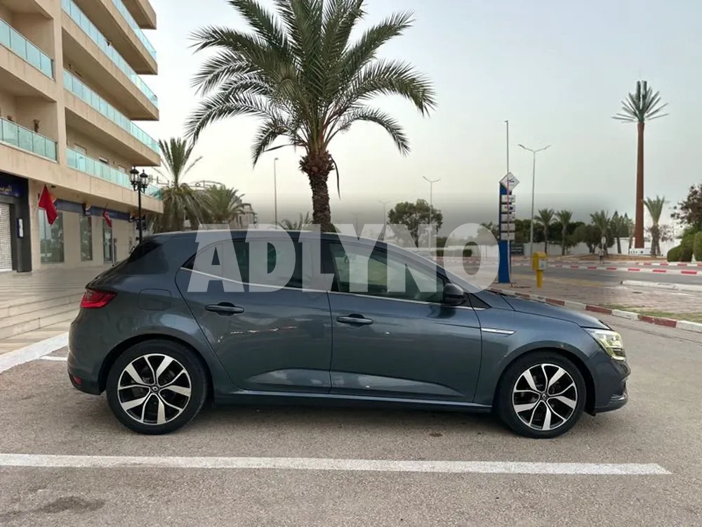 MEGANE 4 Intense TT OPTIONS IMPORTE TU 245 à Monastir - Photo 3
