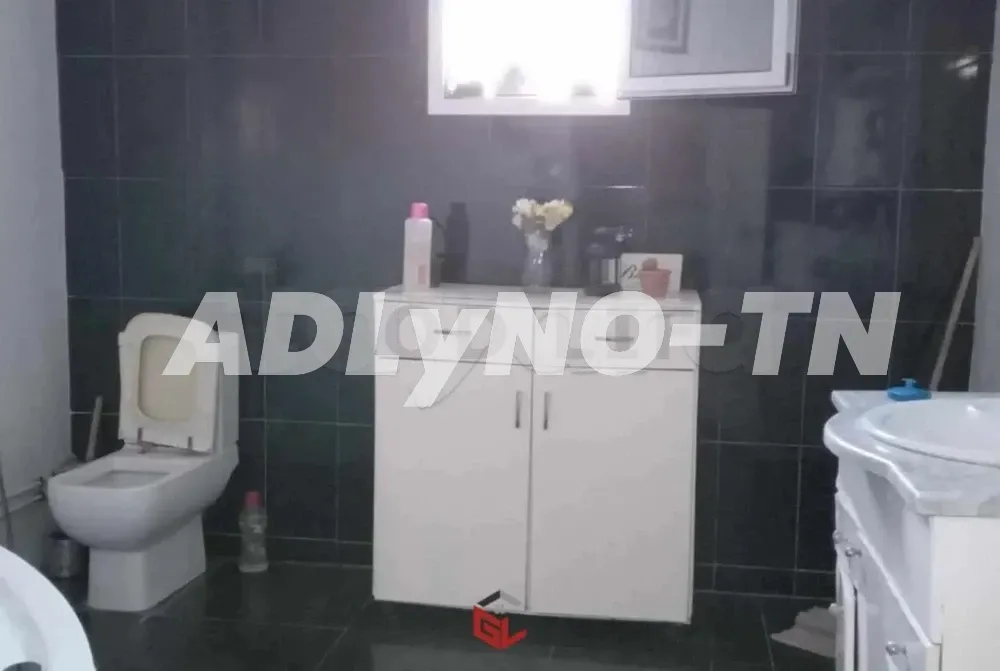 A vendre Villa à Cité Ettaamir Borj Louzir à Ariana - Photo 6