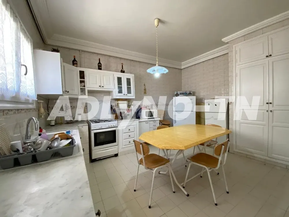 S+4 en Vente à Ennasr 2 à Ariana - Photo 3